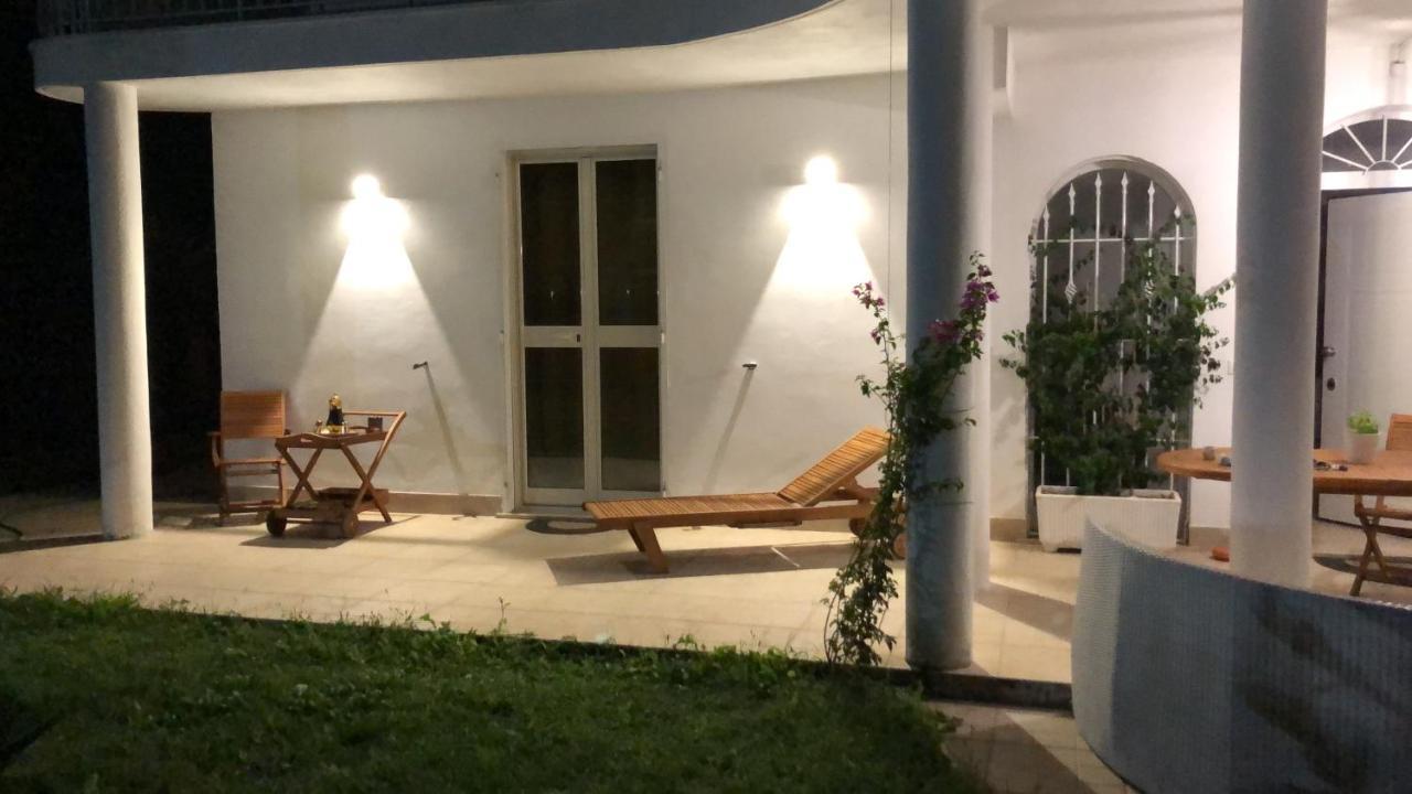 Casa Blanca B&B Latina Zewnętrze zdjęcie